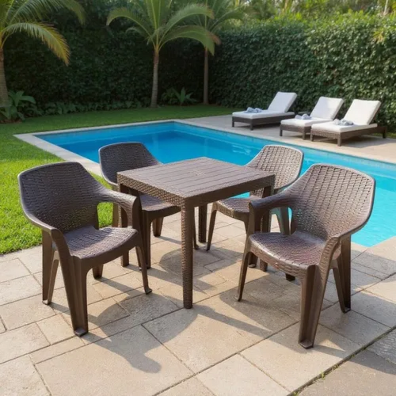 Jogo de mesa com cadeiras rattan